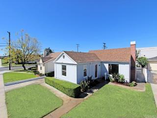 3745 Norton Ave, Los Angeles, CA 90018-4046