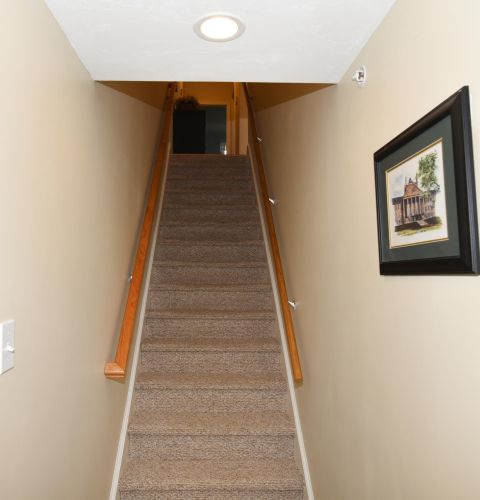 4 Chadwick Ct, Mashpee MA exterior