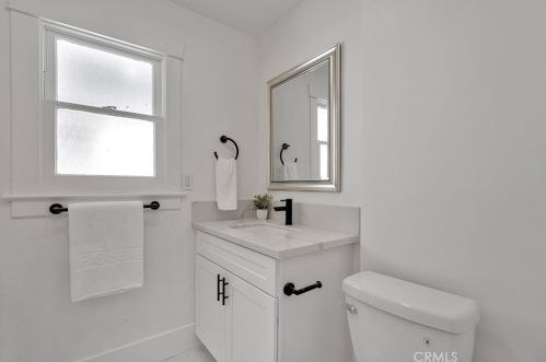 307 Fernando St, Newport Beach CA  92661-1236 exterior