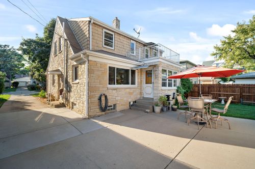 2188 81, Milwaukee WI 53219-3539 exterior