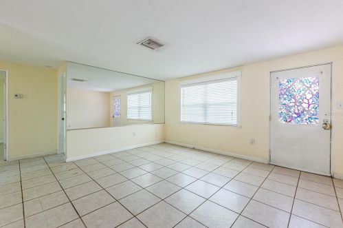 5645 Mallow St, New Port Richey, FL 34652-5148
