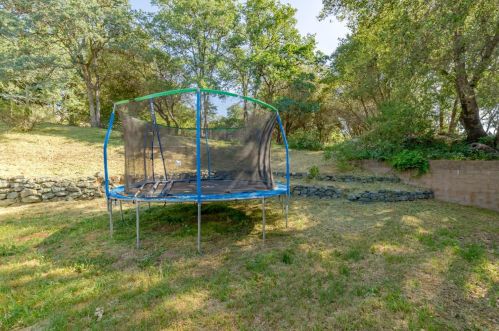 14986 Indian Springs Rd, Lake Wildwood CA  95946-9356 exterior