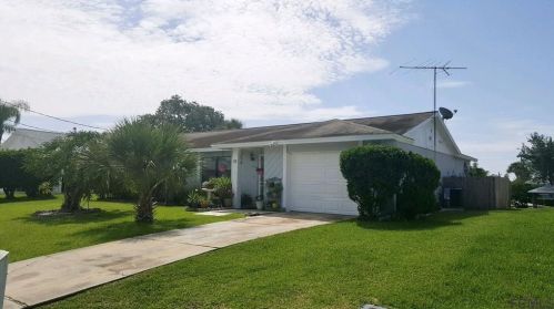 10 Coolidge Ct, Palm Coast, FL 32137-8335