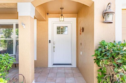 2538 Woods Edge Cir, Orlando, FL 32817-4734