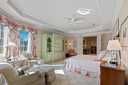 314 Chilean Ave, Palm Beach FL  33480-4697 exterior