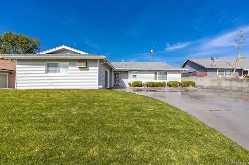 3585 Meadowview Dr, Riverside, CA 92503-4722