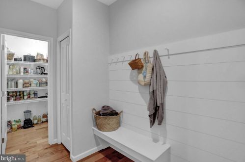 15 Waverly Ln, Carlisle PA  17015-7119 exterior