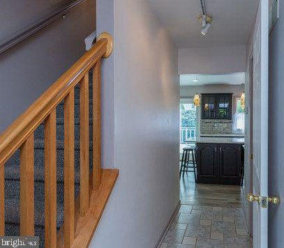 2062 Southpoint Dr, Hummelstown, PA 17036-8935