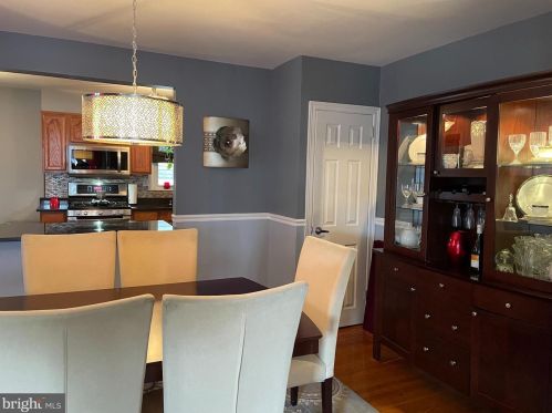 3118 Guilford St, Philadelphia PA 19152-4504 exterior