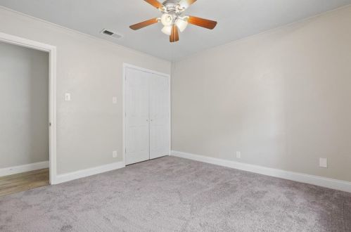 2132 Pembrooke Pl, Denton TX  76205-8208 exterior