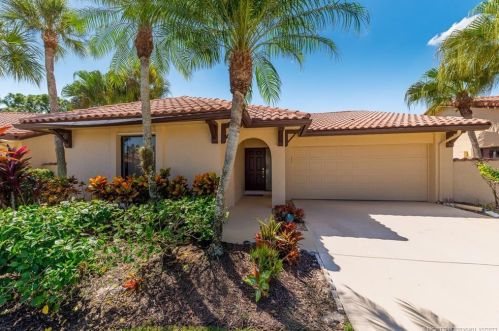 2534 Bobalink Cir, Palm City, FL 34990-2647
