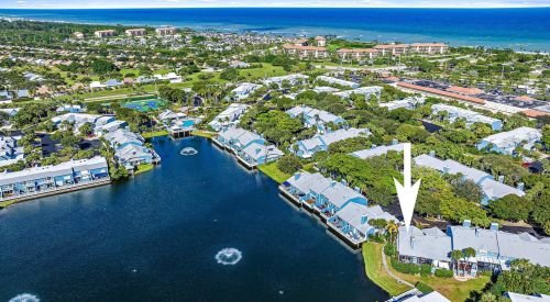 622 Ocean Dunes Cir, Jupiter FL  33477-9116 exterior