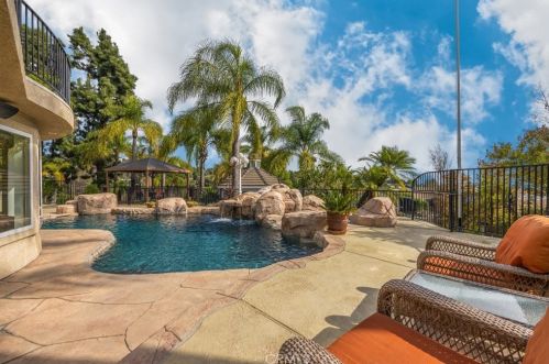 1306 Robert Ct, Brea, CA 92821-2100