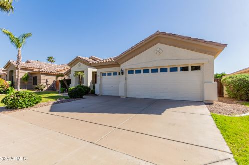 1323 Indigo Dr, Chandler, AZ 85248-4395