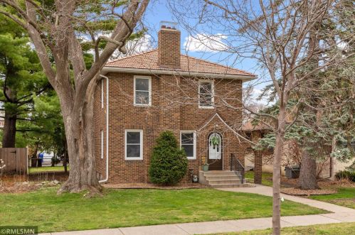 1693 Bayard Ave, Saint Paul, MN 55116-1404