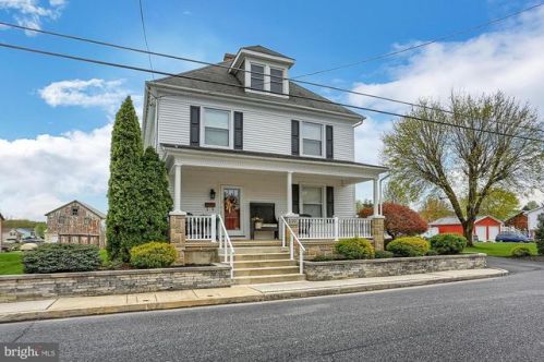 110 Boyer St, Littlestown PA  17340-1504 exterior