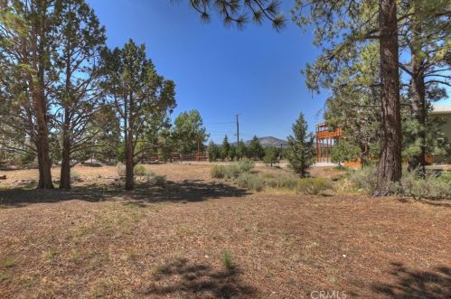 1178 Ln, Big Bear City CA  92314 exterior