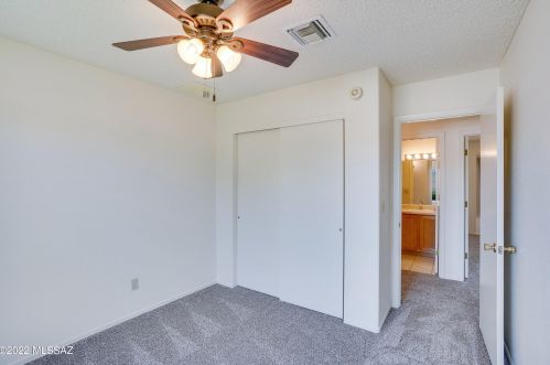 8756 Eagle Creek Dr, Tucson AZ  85730-5709 exterior