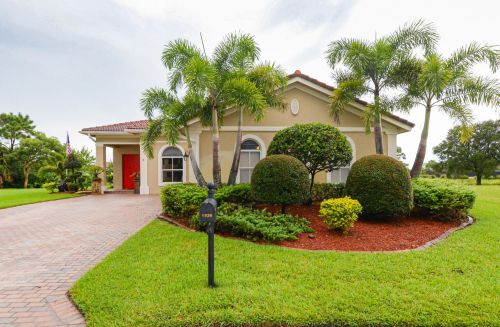 1926 Exeter Ct, Fort Pierce, FL 34953-4397