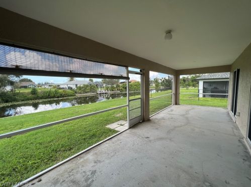 906 11th Pl, Cape Coral FL  33991-2456 exterior