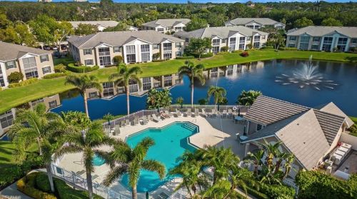 859 Tanbark Dr, Naples FL  34108-6504 exterior