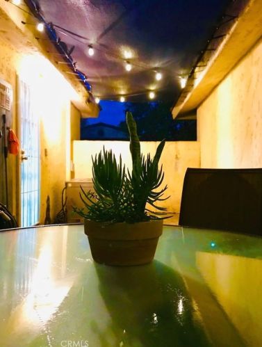 7315 Exeter St, Paramount CA  90723-5757 exterior