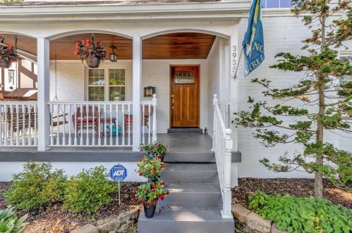 3935 Eileen Dr, Cincinnati OH 45209-2016 exterior