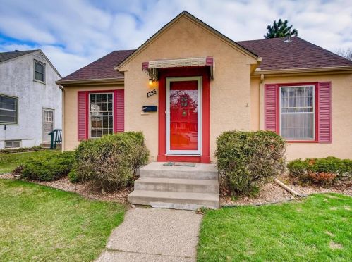 1755 4th St, Saint Paul, MN 55106-5427