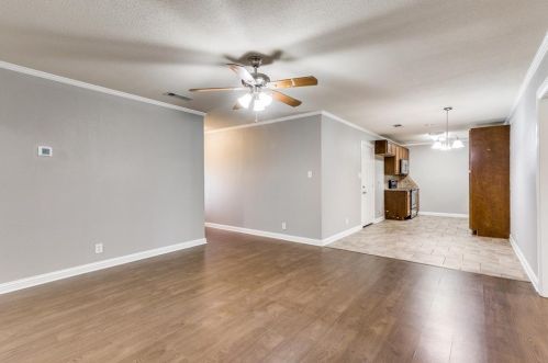 712 Sue Ann Ln, Burleson, TX 76028-6420