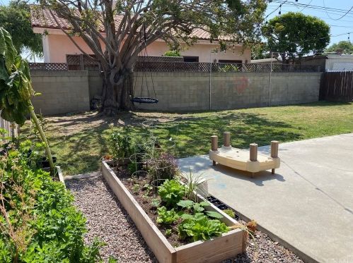 3506 Faust Ave, Long Beach, CA 90808-2840