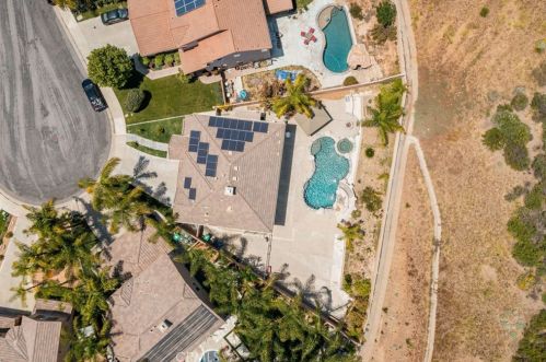 24340 Rosita Dr, Wildomar, CA 92595-7892