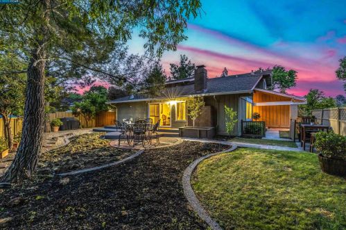 3486 Canfield Dr, Danville, CA 94526-5508