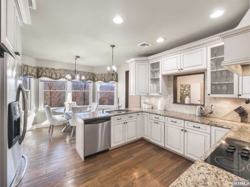 1994 Macopin Rd, West Milford NJ  07480-1932 exterior