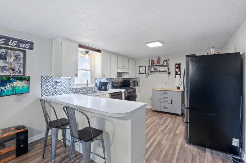 300 Cooper St, Mount Vernon OH  43050-1604 exterior