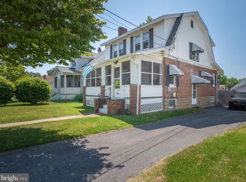 212 Champlain Ave, Wilmington, DE 19804-1838