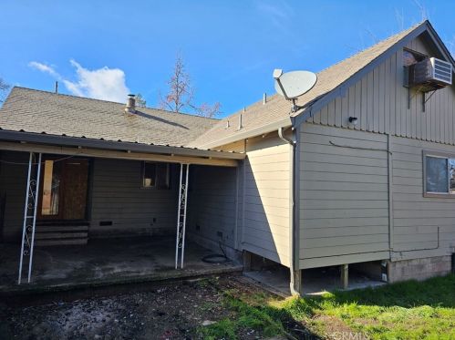 110 Tunis St, Lakeport CA  95453-4606 exterior