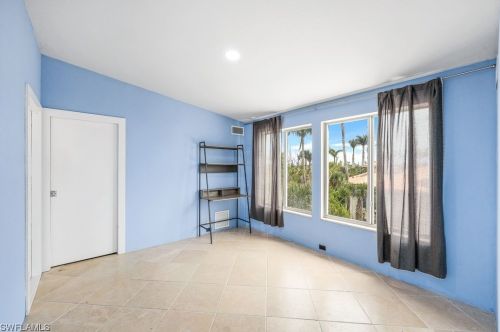 4150 Dingman Dr, Sanibel FL 33957-5107 exterior