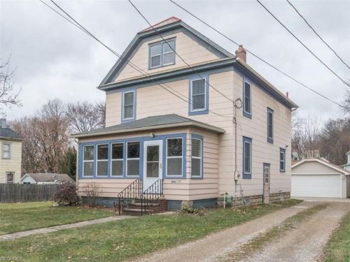 1132 Cleveland St, Salem OH  44460-2218 exterior