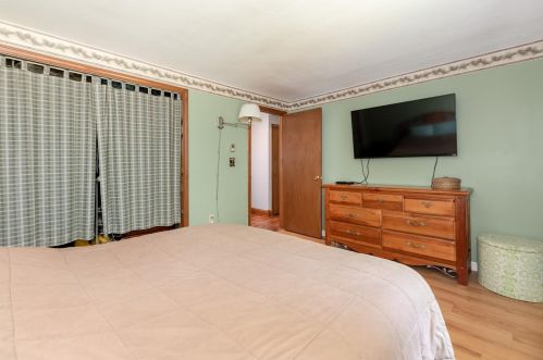 63 Durrell Mountain Rd, Belmont NH  03220-3305 exterior