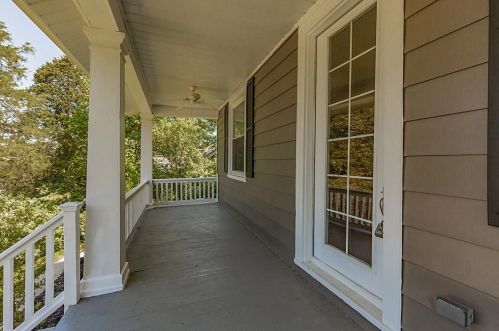 1607 Amsterdam Rd, Covington, KY 41011-5611