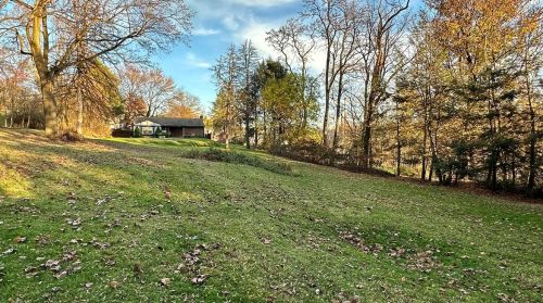 407 Pillow Ave, Cheswick PA  15024-1322 exterior