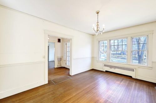 310 Elmgrove Ave, Providence RI  02906-4252 exterior