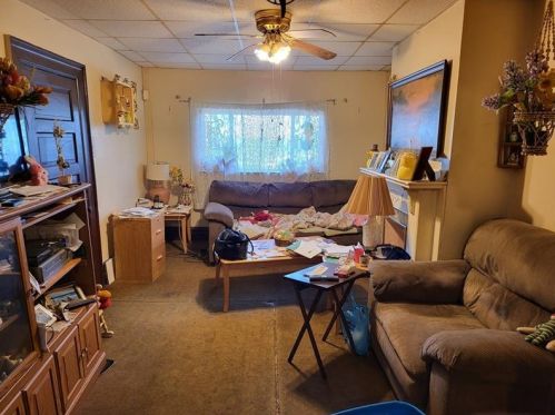 2422 Cobden St, Pittsburgh PA  15203-2711 exterior