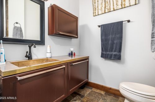 6024 Sunnyside Dr, Scottsdale AZ 85260-5724 exterior