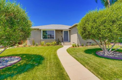 3973 Gardenia Ave, Long Beach, CA 90807-3731