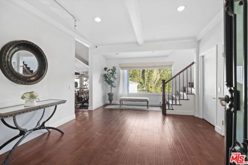 3511 Berry Dr, North Hollywood CA  91604-3862 exterior