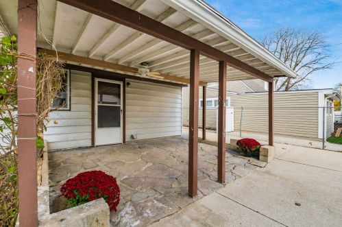 2967 Irwin Ave, Darbydale OH  43123-2309 exterior