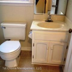 6809 River Hills Dr, Greensboro NC  27410-8339 exterior