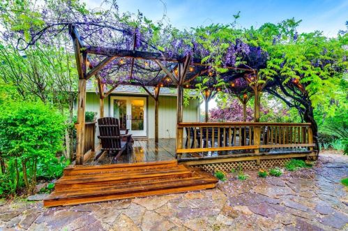 1325 Desmond Ln, Newcastle CA  95658-9683 exterior