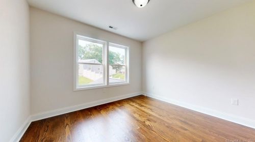 45 Kirkside Ave, Milford CT  06460-5919 exterior